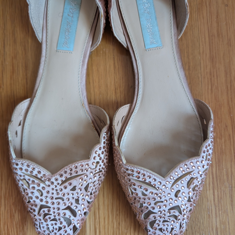 Betsey Johnson Light Pink Cutout Flats